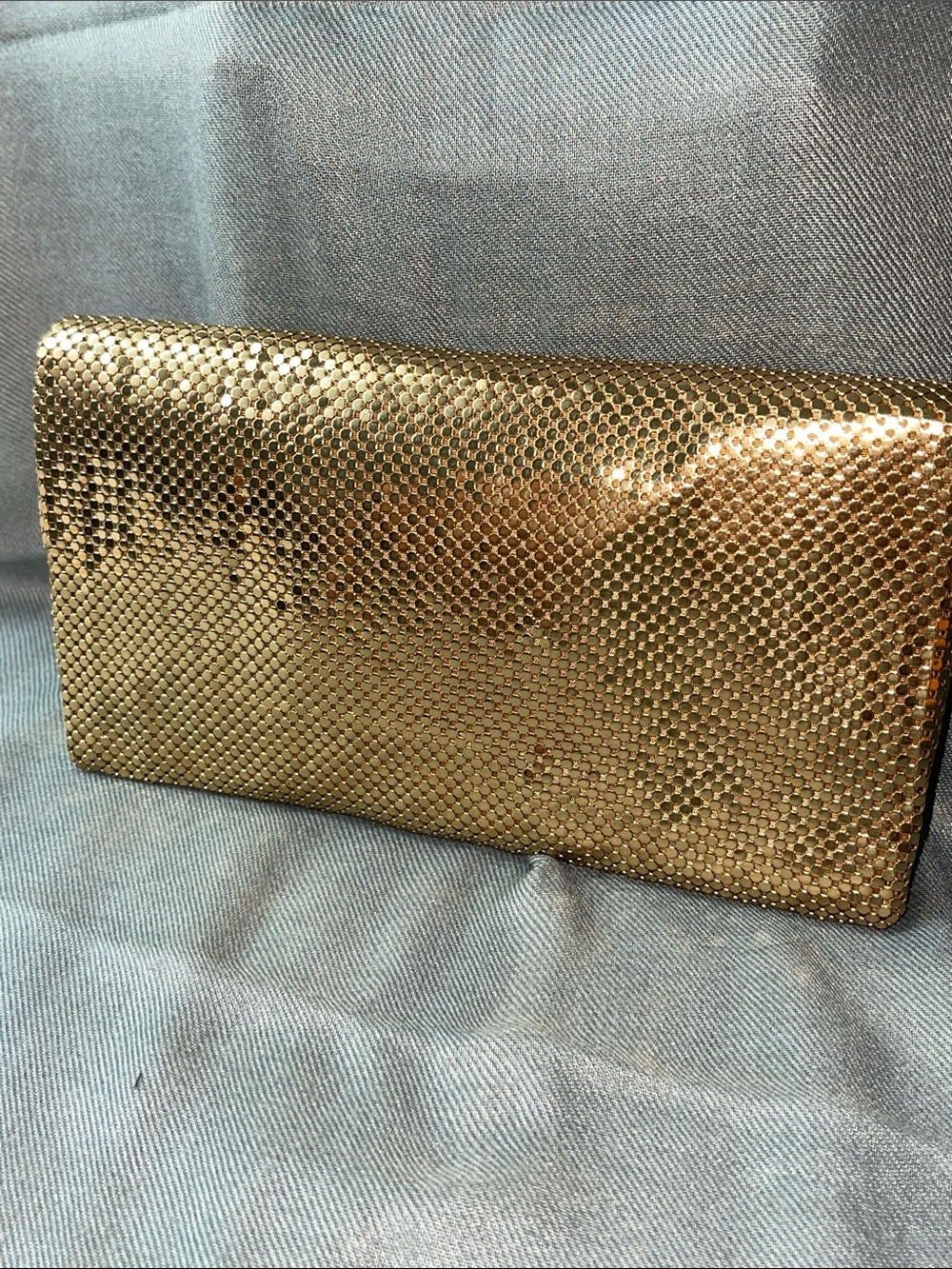 Whiting & Davis Gold Mesh Evening Clutch with Jeweled Clasp - Picture 6 of 14